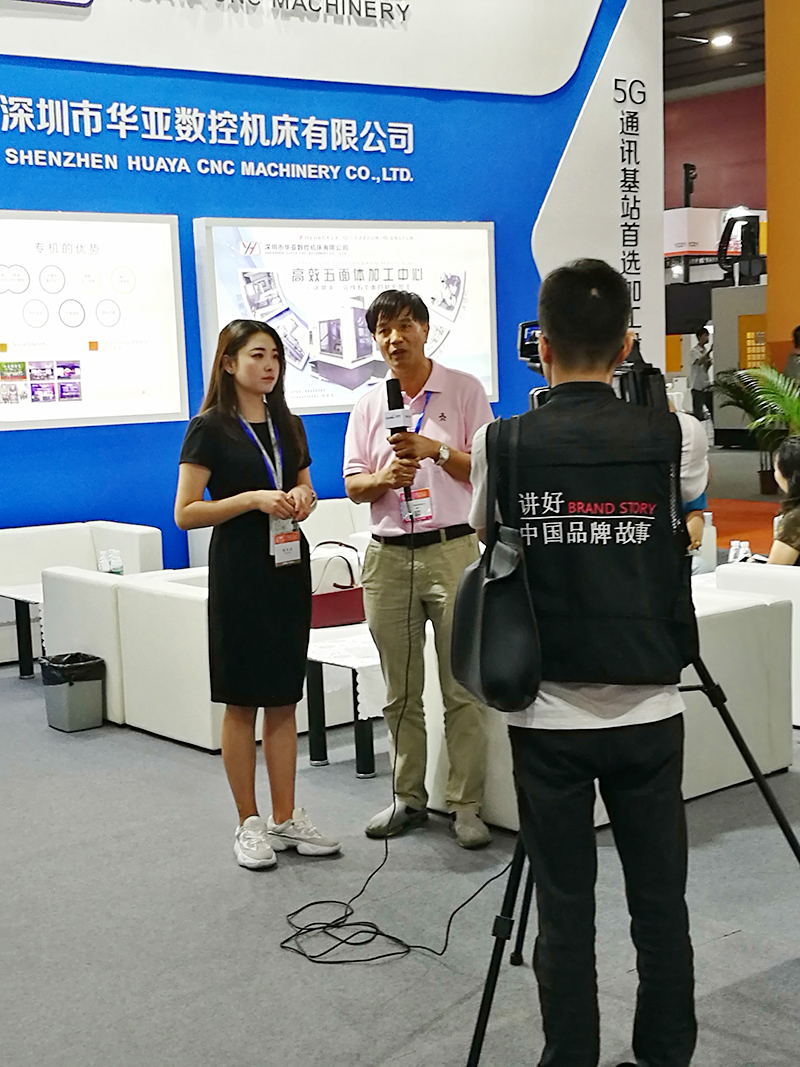 2019广东工博会风暴娱乐现场照片 (3).jpg